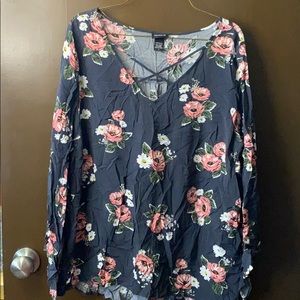 Mid to long sleeve v-neck blouse